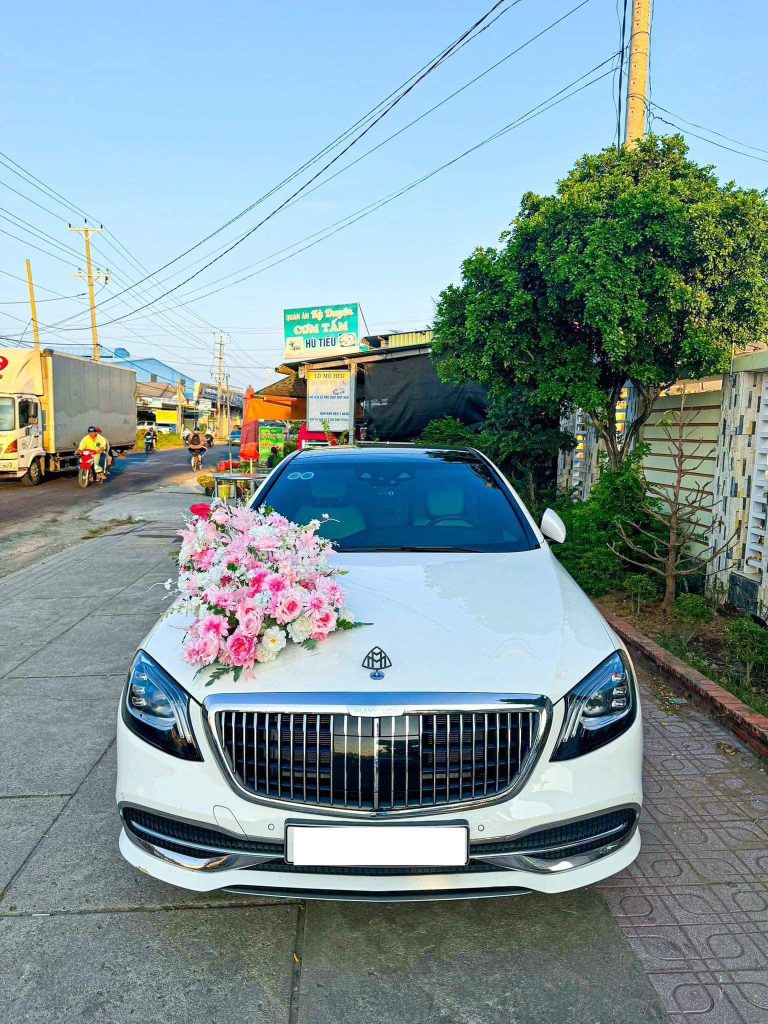 cho thuê xe hoa mercedes