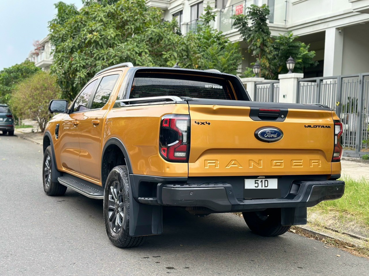 Thuê xe bán tải ford ranger