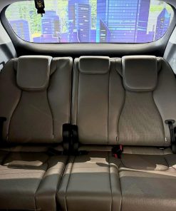 KIA carnival 6