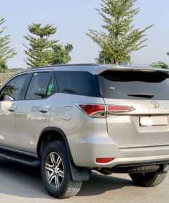 toyota fortuner 5