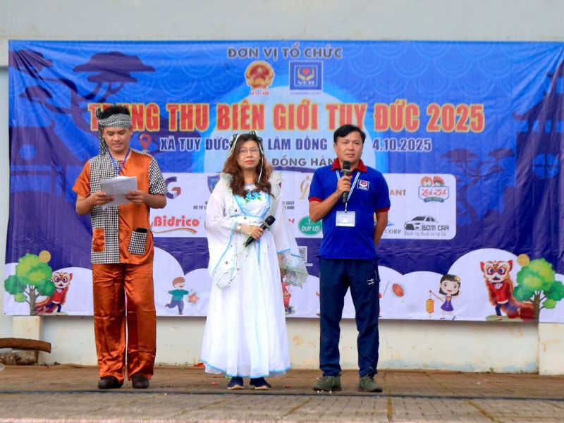 Tổ chức các trò chơi dân gian