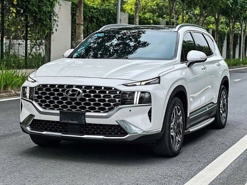 Nên thuê xe có tài xế nếu không quen thuộc đường