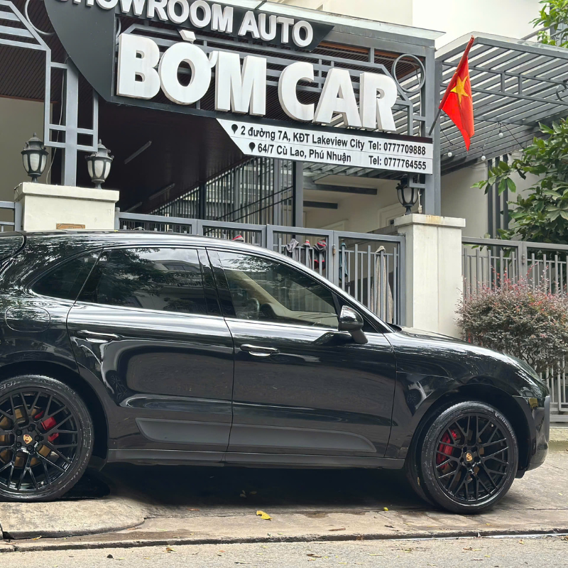 Bờm Car cung cấp dịch vụ thuê xe Mercedes Maybach tự lái TPHCM