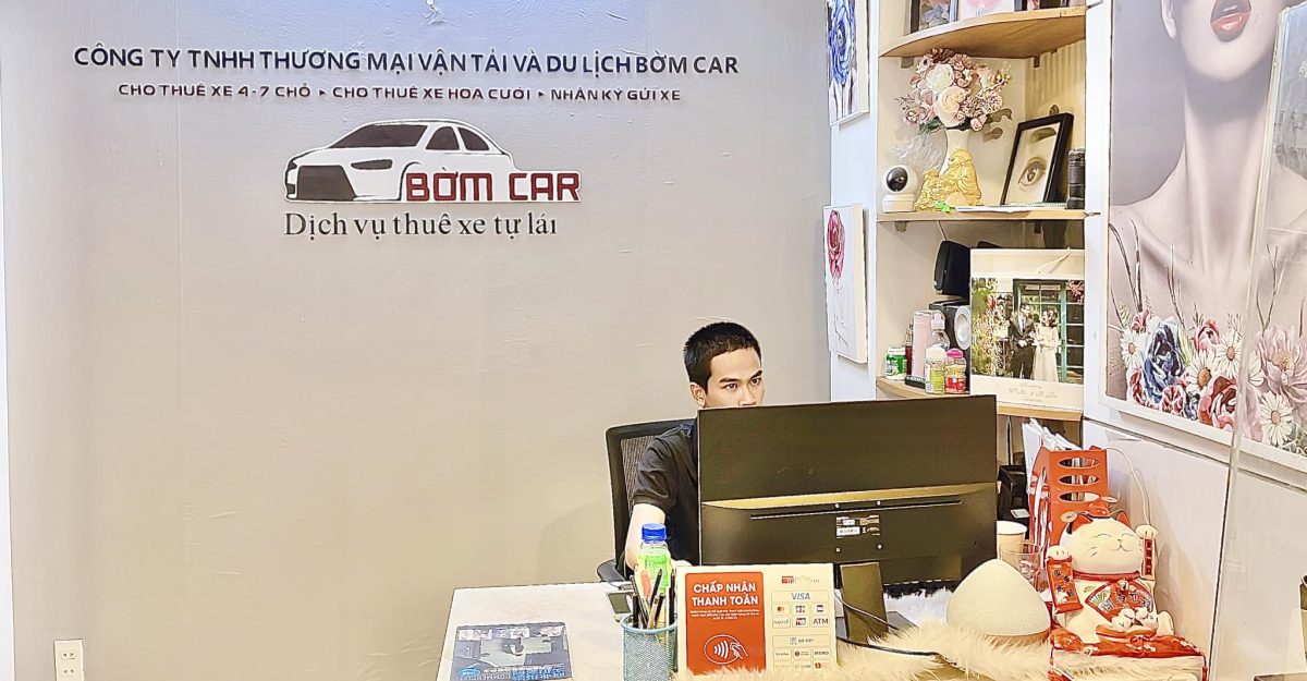 thuê xe có tài xế