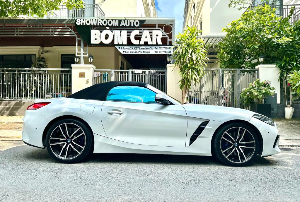 Thuê xe BMW Z4